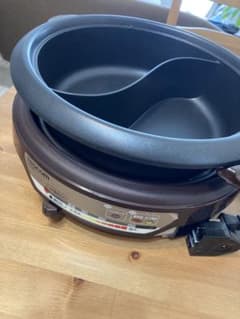 【中古】TESOM電気鍋　火鍋　たこ焼き　焼肉のサムネイル