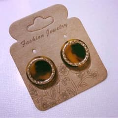 べっ甲シンプルピアス♡のサムネイル