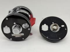 ABU Ambassadeur 6600C ベイトリール 77年 ABU Ambassadeur 6600C 赤ベロ ベイトリール - メルカリ