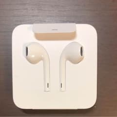 Apple 純正 イヤホンのサムネイル