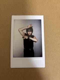 MADKID SHIN チェキのサムネイル