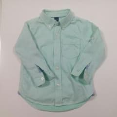 【更に値下げ中】美品！babyGap ボタンダウンシャツ 95のサムネイル