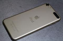 iPod touch  32GBゴールド　週末に値下げします!のサムネイル