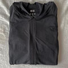 UNIQLO ユニクロ AIRism エアリズムパーカー 黒のサムネイル