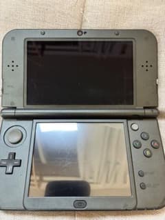 New Nintendo 3DS LL 本体 メタリックブラックのサムネイル