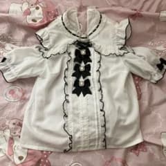 m86641661381_1.jpg?1771737466 LIZLISA リズリサ 3つリボンハートチョーカーブラウス 半袖 ブラック