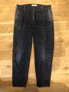 STILL BY HAND / One Tuck Tapered Pantsのサムネイル