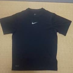 ナイキのTシャツ  男児のサムネイル