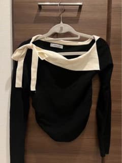MINAGRAM バイカラー 長袖ニット ブラック×アイボリーのサムネイル