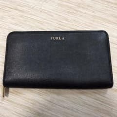 【専用です】FURLA 長財布のサムネイル
