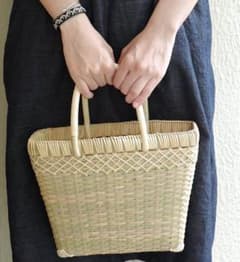 《新品》ワランワヤン ami ami 台形かご Sのサムネイル
