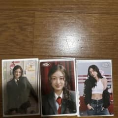 TWICE ジヒョ オフラインくじ 3枚セットのサムネイル