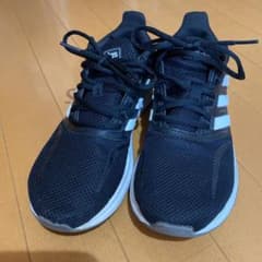 アディダス スニーカー★24cmのサムネイル