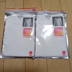 UNIQLO KIDS ヒートテックUネックT 130 2枚セットのサムネイル