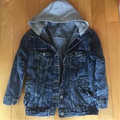 ☆フード付き＊デニムジャケット☆お値下げします(^^)のサムネイル