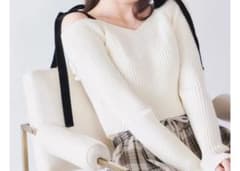 snidel オフショルニットのサムネイル