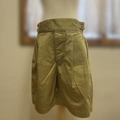 Cloverd. ベージュ ショートパンツのサムネイル