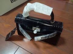 BELINDA クロコ型押し ショルダーバッグ BELINDA クロコ型押し ショルダーバッグ - メルカリ