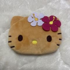 日焼けキティ　1番くじ　ポーチのサムネイル