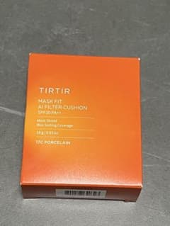 TIRTIR マスクフィットAIフィルタークッション　17C ポーセリンのサムネイル