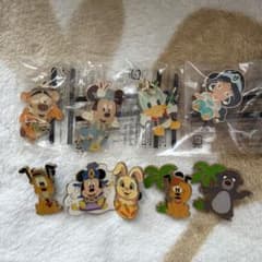 ディズニー ピンバッジ ９個セットのサムネイル