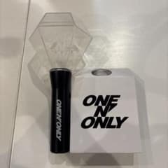 ONE Ｎ’ ONLY ペンライト 2個セット ONE N ONLY ペンライト 002 - メルカリ