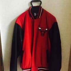ブルズ スタジャンのサムネイル