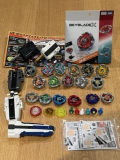 ベイブレードx まとめ売り　引退品のサムネイル