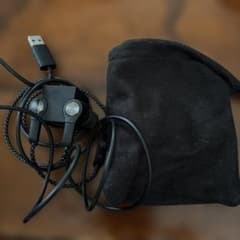 B&O Beoplay H5 動作OK 割れあり 充電器付 B&O Beoplay H5 動作OK 割れあり 充電器付 - メルカリ
