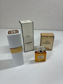 CHANEL N°22 香水 専用ボックス付き Chanel No 22 0.12 oz / 4 ml Eau De Parfum Miniature Splash | eBay