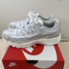 美品！NIKE p6000 23.5のサムネイル