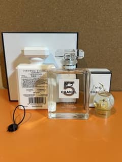 CHANEL N°5 ローオードゥ トワレットEDT100ｍL & スノードーム CHANEL N°5 ローオードゥ トワレットEDT100ml スノードーム付き - メルカリ