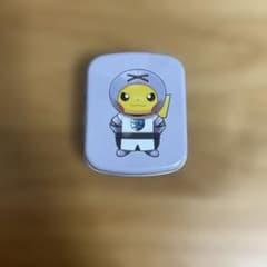 ポケモンセンター限定 団員ごっこピカチュウ スクエア缶 プラズマ団のサムネイル