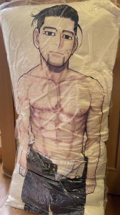【匿名配送・新品未開封】ゴールデンカムイ 抱き枕 尾形 百之助 ゴールデンカムイ 尾形百之助 抱き枕 - メルカリ