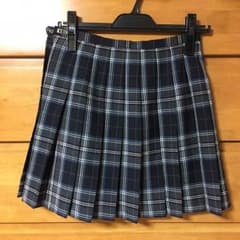 学生スカートのサムネイル