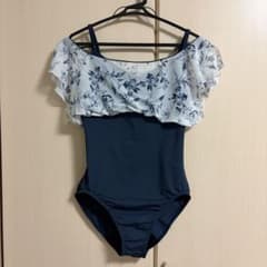 希少品　チャコット　花柄オフショルダーフリルレオタード ネイビー　L 希少品 美品 チャコット 花柄オフショルダーフリルレオタード ネイビー