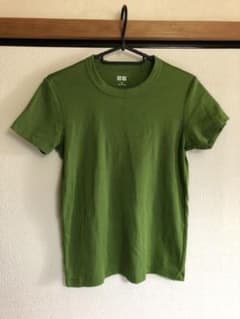 UNIQLO Tシャツのサムネイル