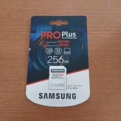 Samsung PRO Plus 256GB SDカードのサムネイル