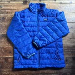 Patagonia パタゴニア ダウンジャケット Boy’s M (10)のサムネイル