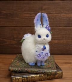雫花兎　〜ツユハウサギ〜　羊毛フェルト　ハンドメイド　うさぎ 雫花兎 〜ツユハウサギ〜 羊毛フェルト ハンドメイド うさぎ - メルカリ