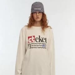 韓国ブランド　　teket テケット　　長袖　ロンT