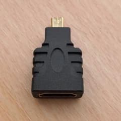 micro HDMI to HDMI 変換アダプターのサムネイル