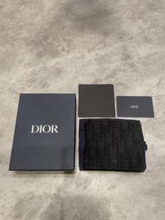 DIOR 二つ折りウォレット(美品)のサムネイル