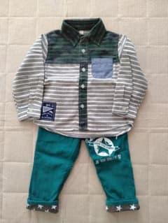 パンツ90サイズ　シャツ95サイズ　セットのサムネイル