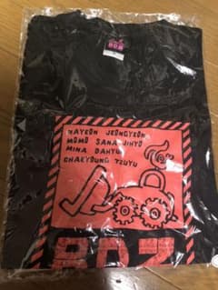TWICE アリーナツアー2018  Tシャツのサムネイル