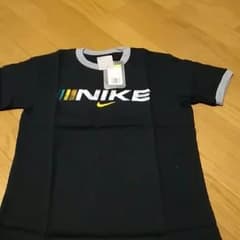 ナイキTシャツのサムネイル