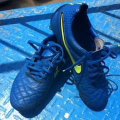 サッカースパイク ティエンポ５のサムネイル