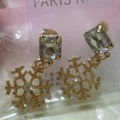 ❄雪の結晶ピアス❄のサムネイル