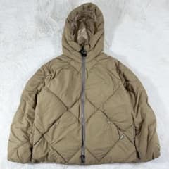 美品 CMF DOWN HOODIEダウンジャケット Mサイズ - メルカリ