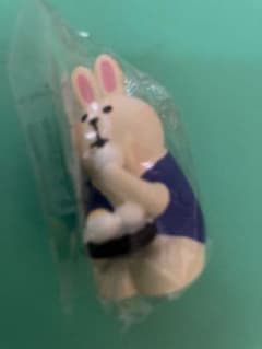 Concombre Tsukimi Dango Rabbit Figurine